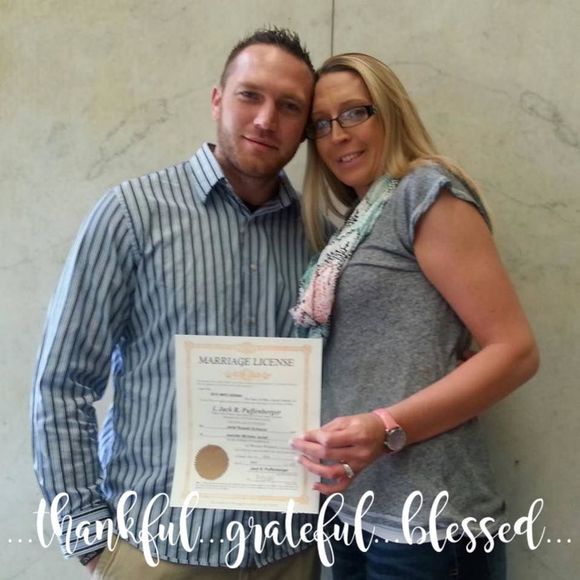 Meet your Posher, Jennifer - Picture 1 of 1